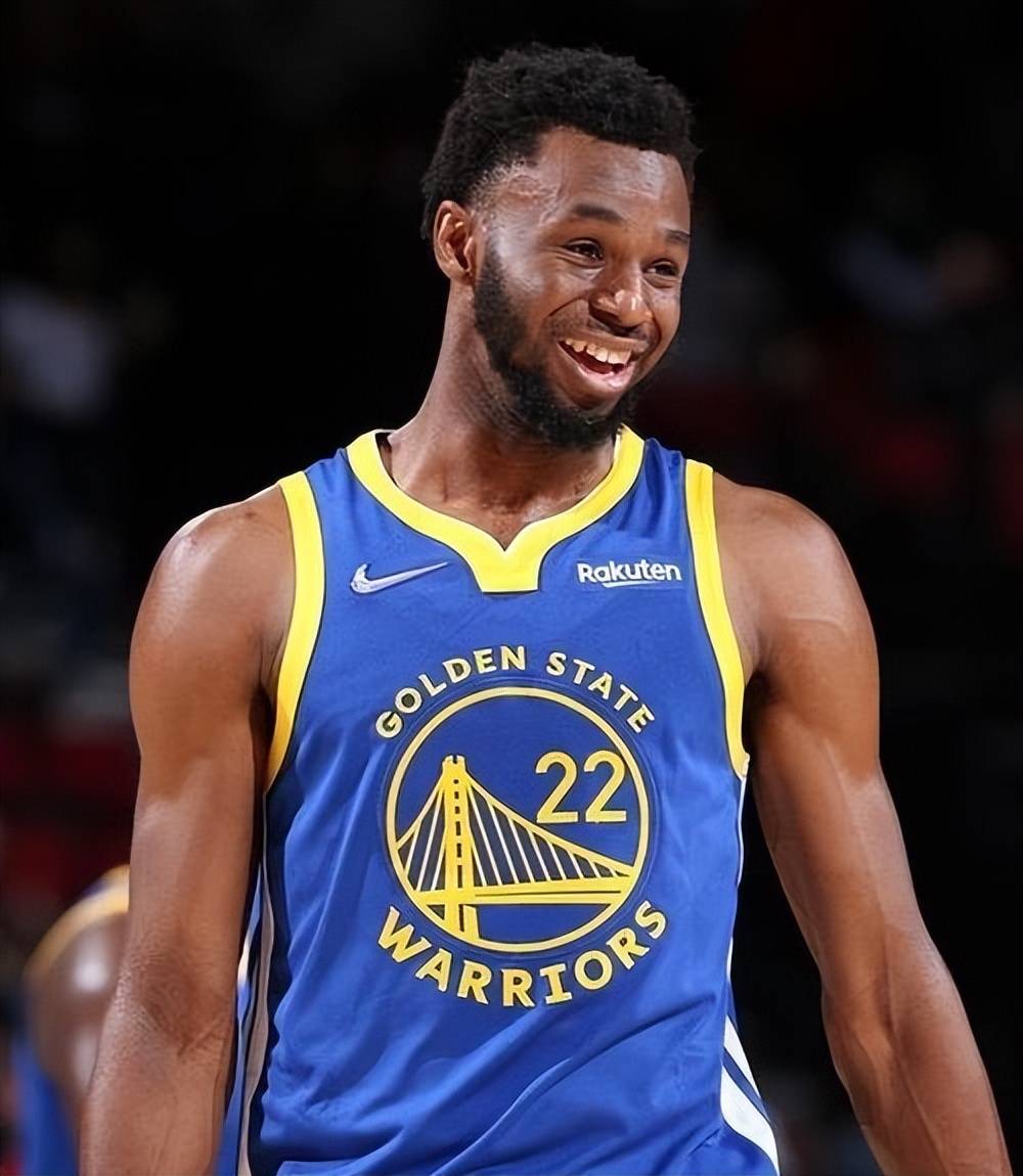 世俱杯2025-勇士队客场战胜雷霆队，取得胜利