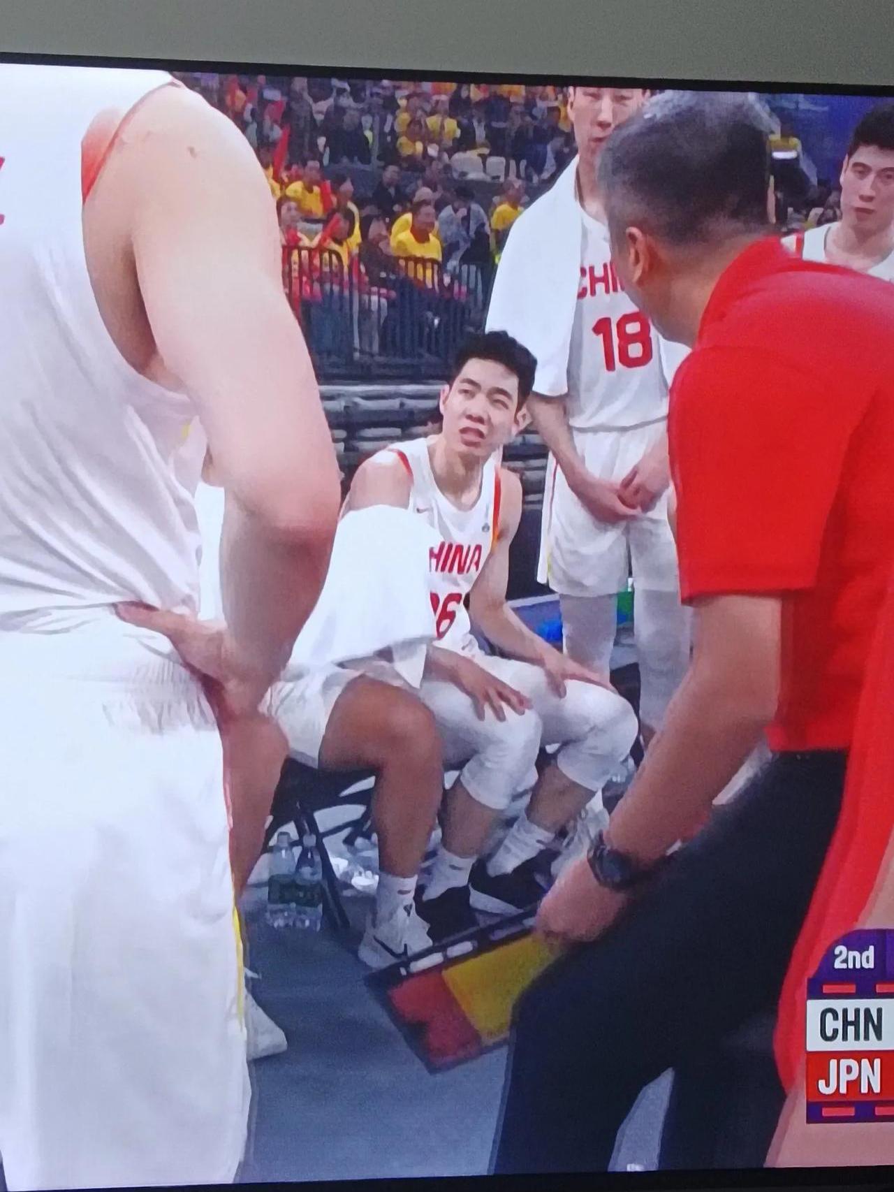 男篮世界杯决赛激战一触即发，谁能笑到最后？