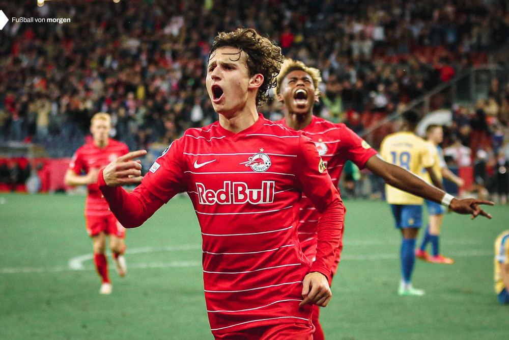 包含哈斯车队绝杀红牛二队，皮亚斯特里点燃赛场的词条