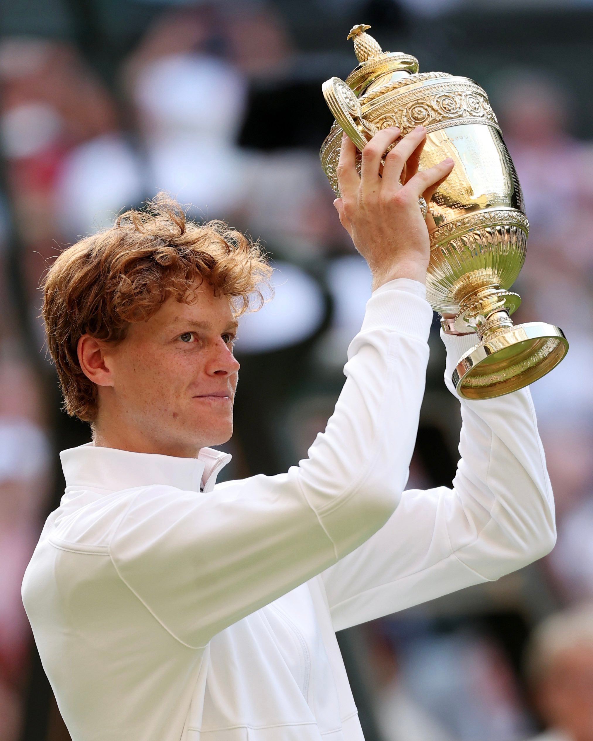 世俱杯决赛-包含澳网逆转戴维斯杯，阿尔卡拉斯统治全场的词条