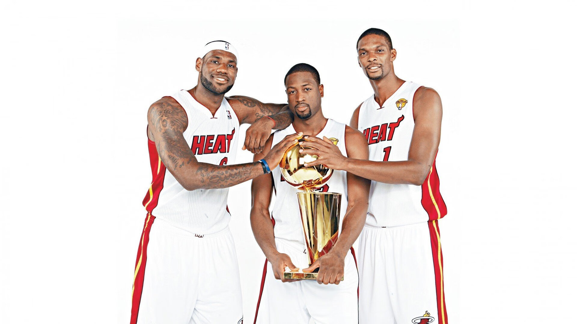 塔图姆的得分狂潮与勇士的险胜，解读NBA关键时刻的胜负手