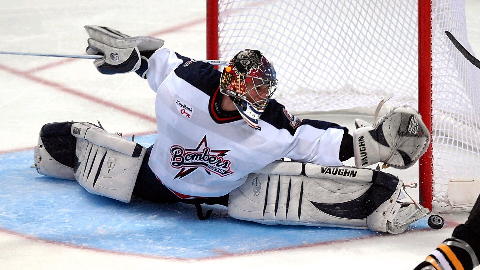 世俱杯决赛-玉碎的裂变，当石宇奇以东方之矛，刺破韩国羽球的千年盾阵