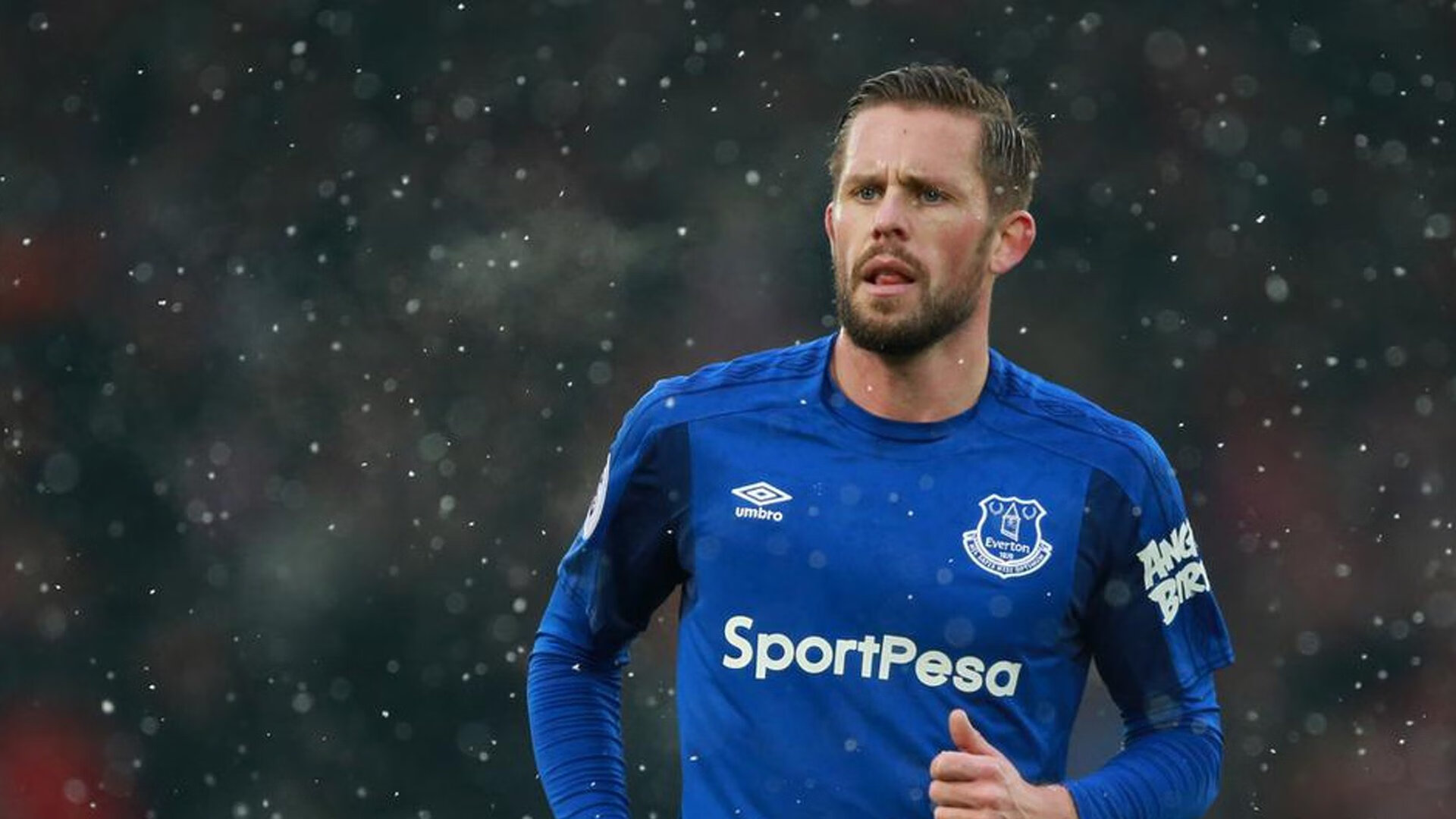 世纪横扫！纳达尔联合杯摧毁温网冠军，传奇不灭